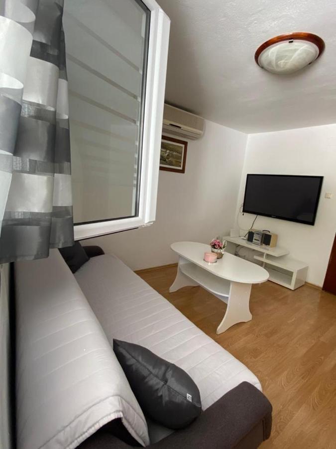 Apartment Lijana Sea View Tucepi Exterior photo