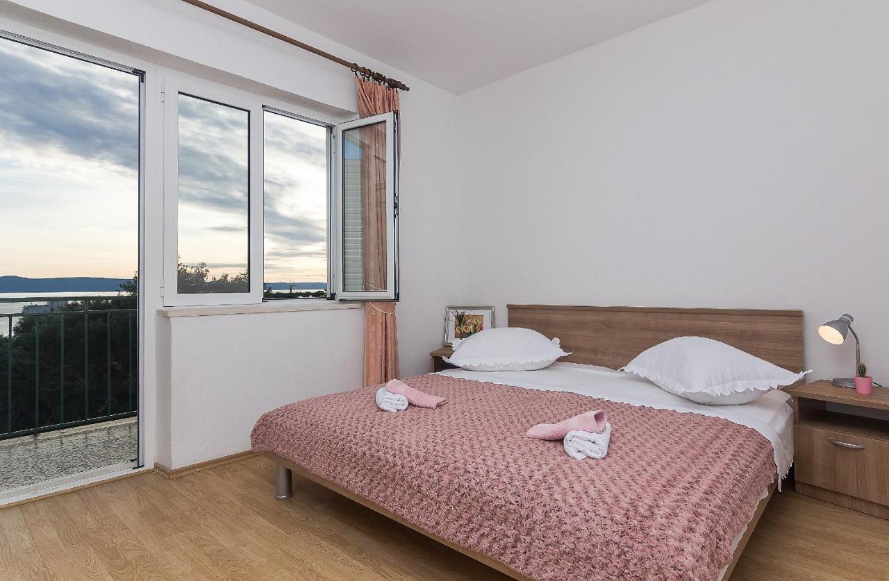 Apartment Lijana Sea View Tucepi Exterior photo